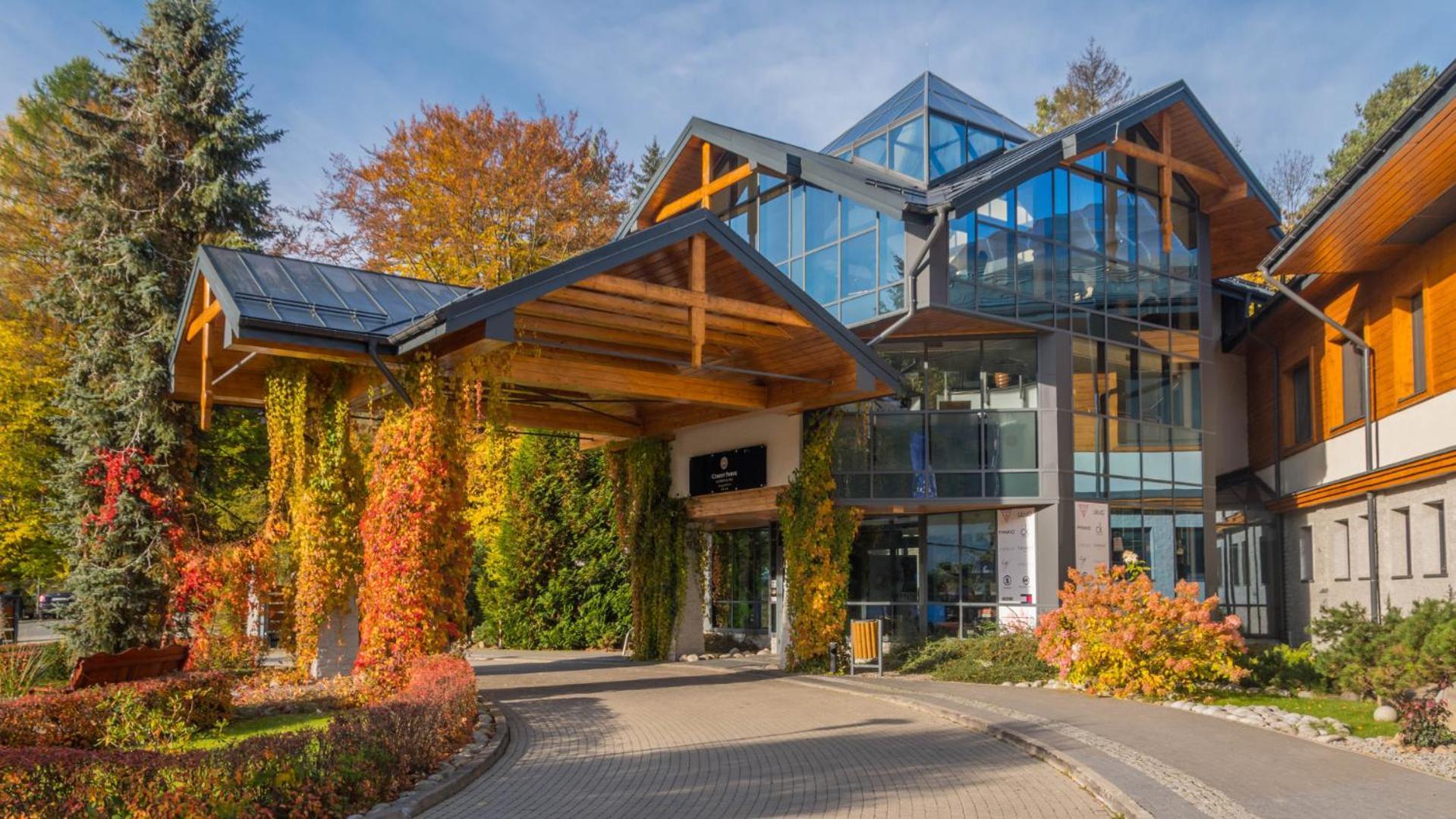 Hotel Czarny Potok Resort Spa & Conference Крыница-Здруй Экстерьер фото