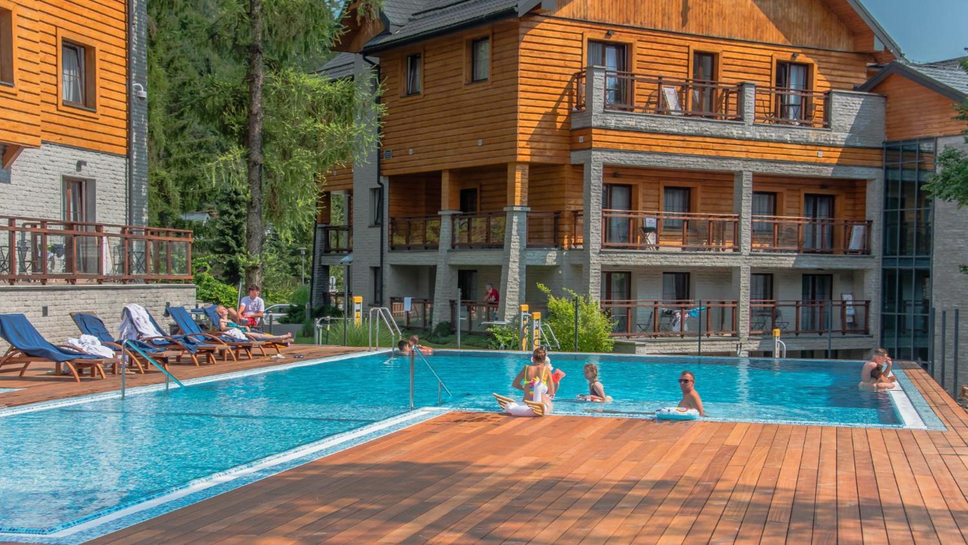 Hotel Czarny Potok Resort Spa & Conference Крыница-Здруй Экстерьер фото